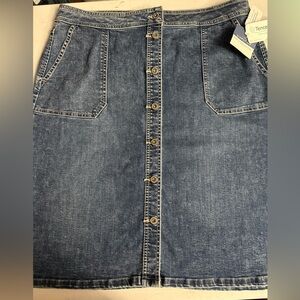 BRAND NEW Simply LIZ CLAIBORNE Sz 16 Jean Skirt Simply Spring Denim